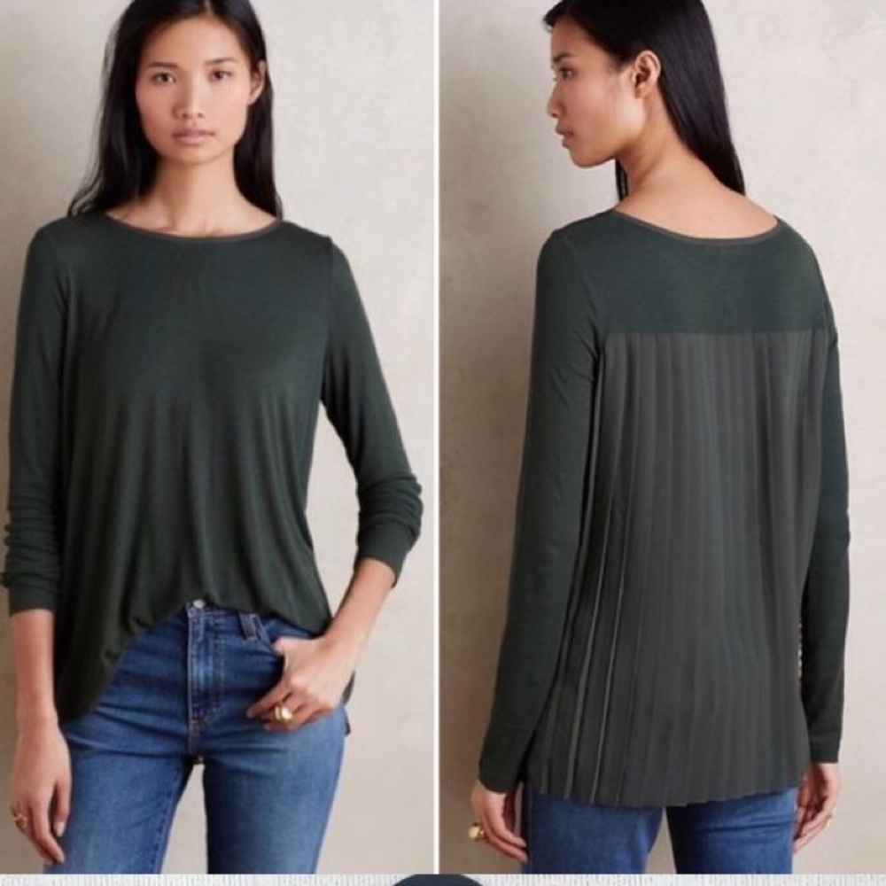 Anthropologie - Bordeaux pleated back top